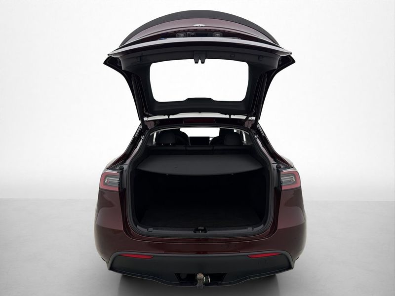 Tesla Model Y bild 21