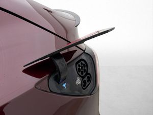 Tesla Model Y bild 35