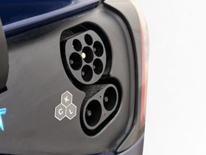 Tesla Model Y bild 11
