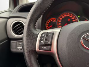 Toyota Yaris bild 22
