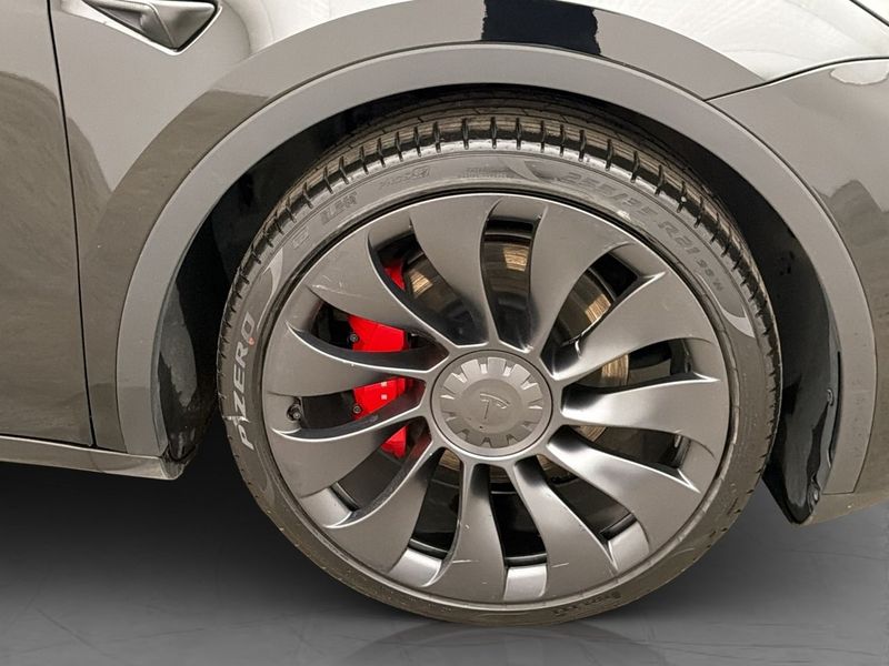 Tesla Model Y bild 11