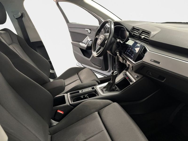 Audi Q3 bild 15