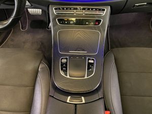 Mercedes E300 bild 29