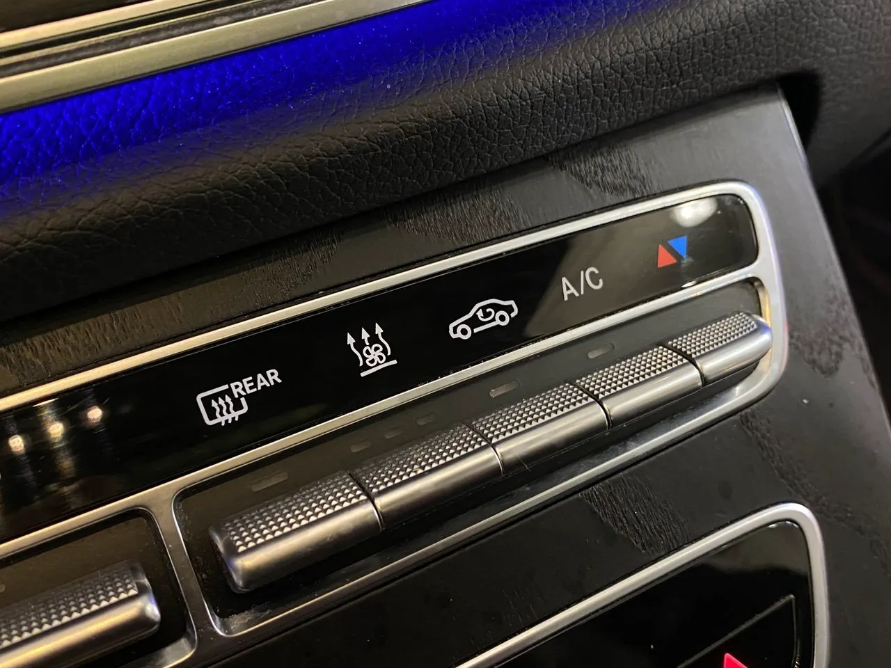 Mercedes E300 bild 38