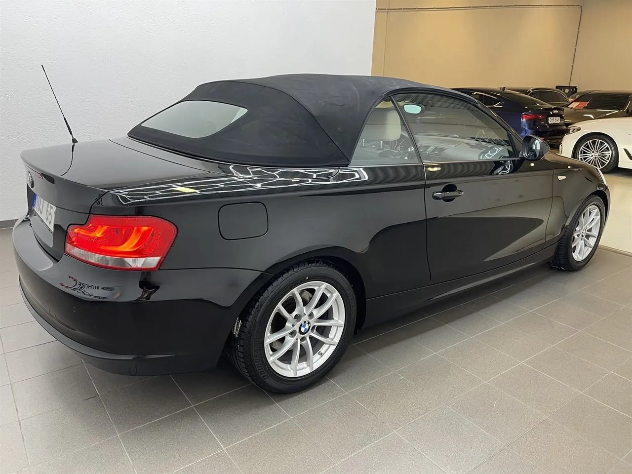 BMW 118 bild 15