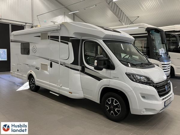Knaus Sky Ti 700 MEB / Låga bäddar / Badrum bak - 2016