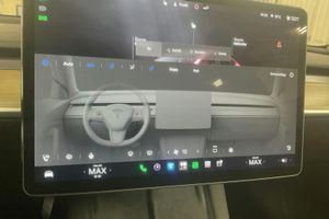 Tesla Model Y bild 19