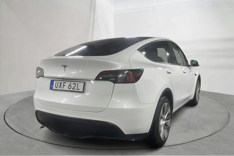 Tesla Model Y bild 3