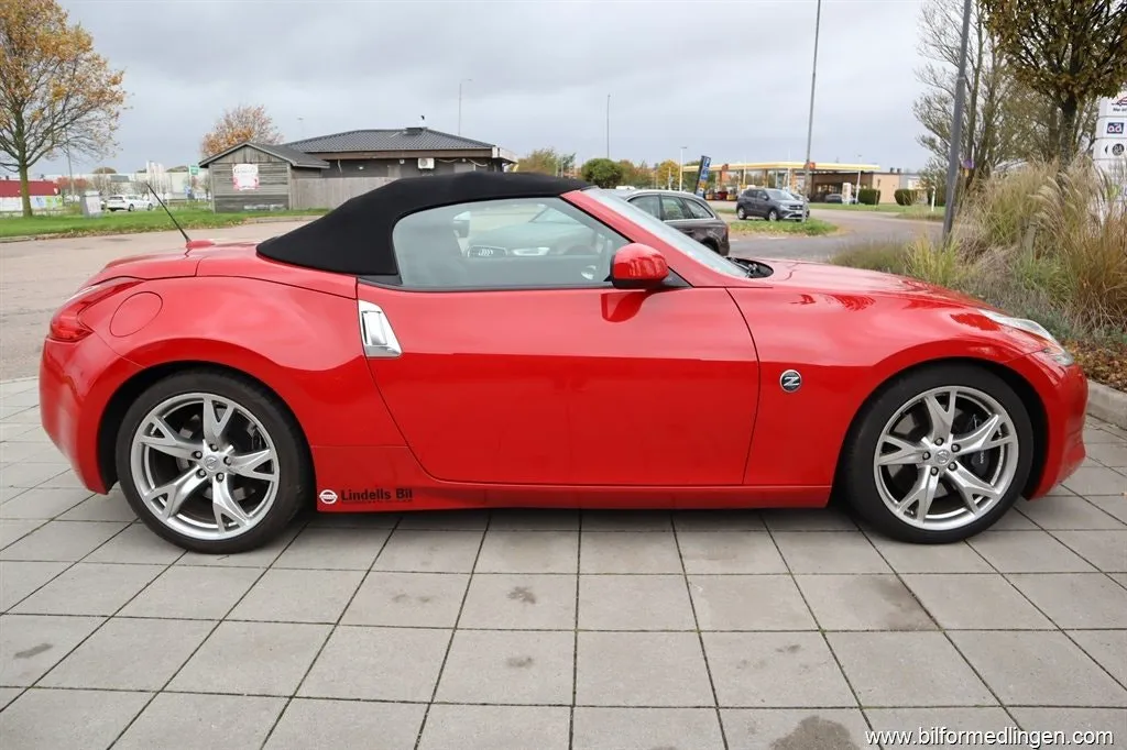 NISSAN 370Z ROADSTER 3.7 V6 328 CH – CABRIOLET – BOÎTE MANUELLE – 85 550 KM