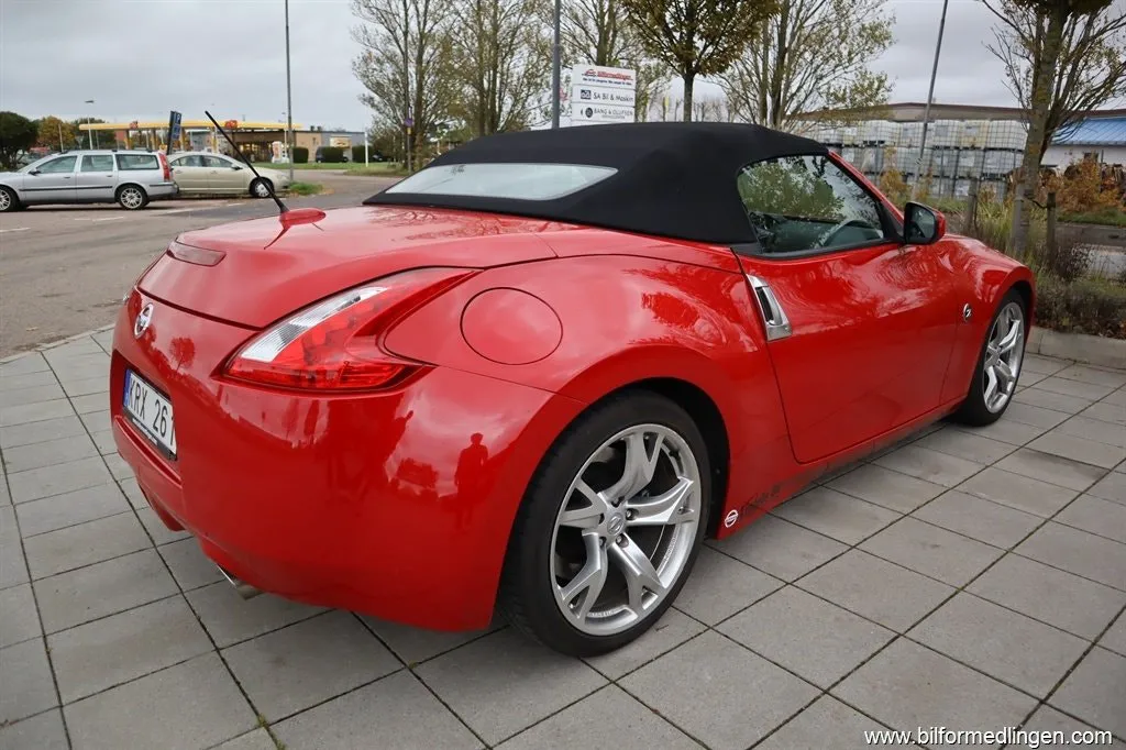 NISSAN 370Z ROADSTER 3.7 V6 328 CH – CABRIOLET – BOÎTE MANUELLE – 85 550 KM