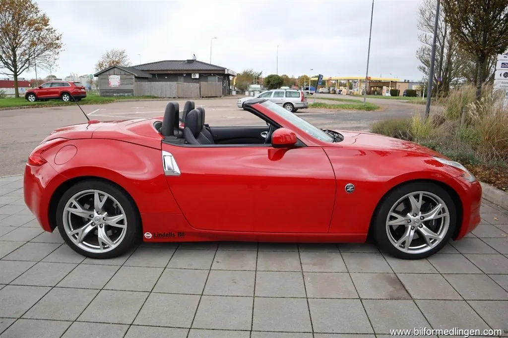 NISSAN 370Z ROADSTER 3.7 V6 328 CH – CABRIOLET – BOÎTE MANUELLE – 85 550 KM