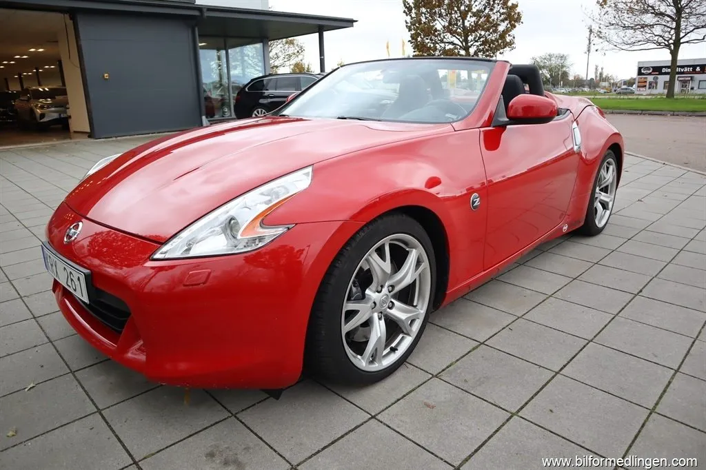 NISSAN 370Z ROADSTER 3.7 V6 328 CH – CABRIOLET – BOÎTE MANUELLE – 85 550 KM