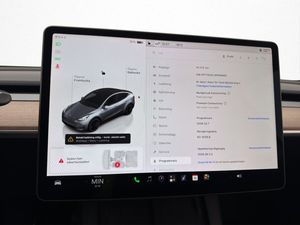 Tesla Model Y bild 27