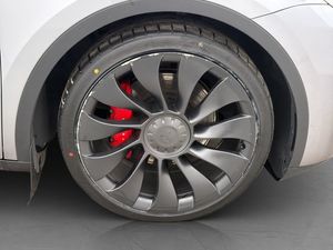 Tesla Model Y bild 36
