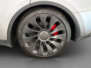 Tesla Model Y bild 34