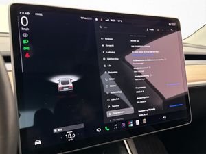 Tesla Model 3 bild 23