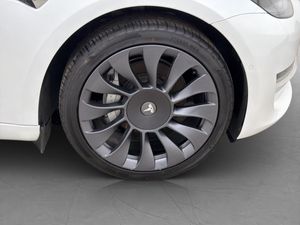 Tesla Model 3 bild 35