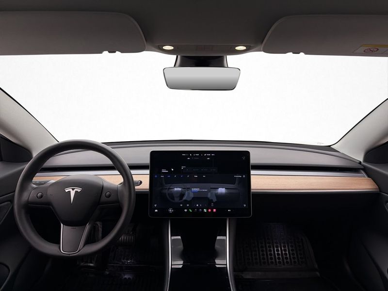 Tesla Model 3 bild 19