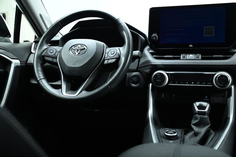 Toyota RAV4 bild 18