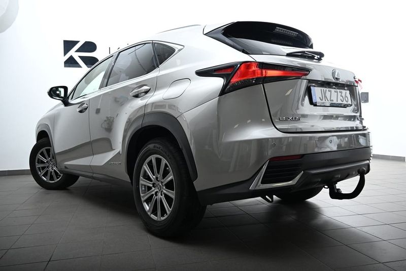 Lexus NX bild 8