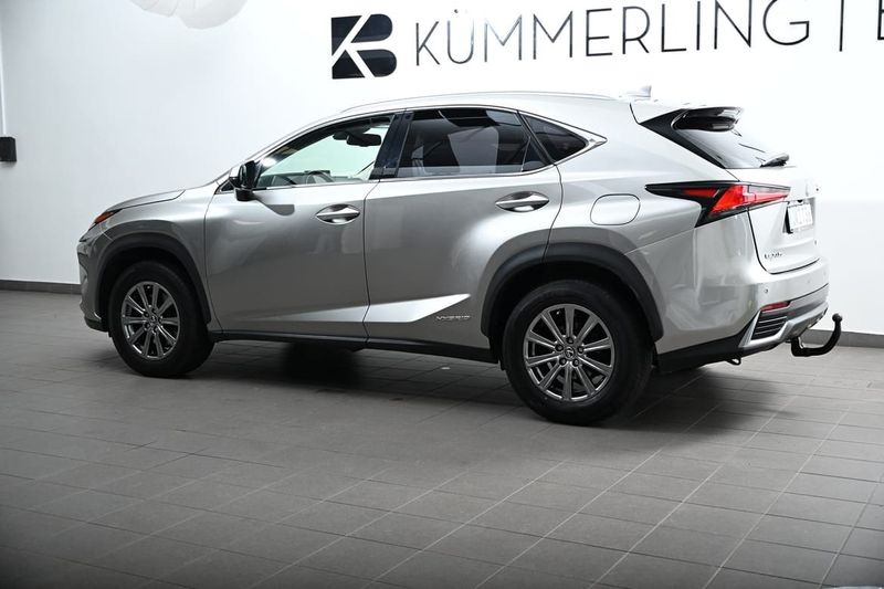 Lexus NX bild 5