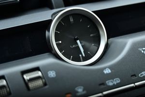 Lexus NX bild 18