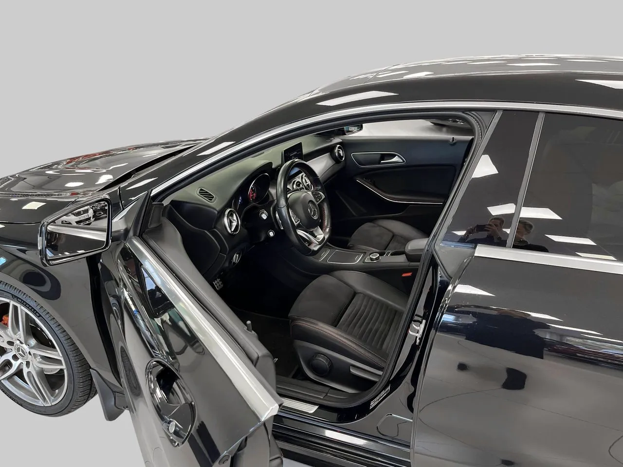 Mercedes CLA180 bild 8