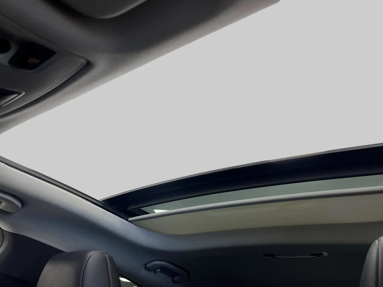 Mercedes CLA180 bild 23
