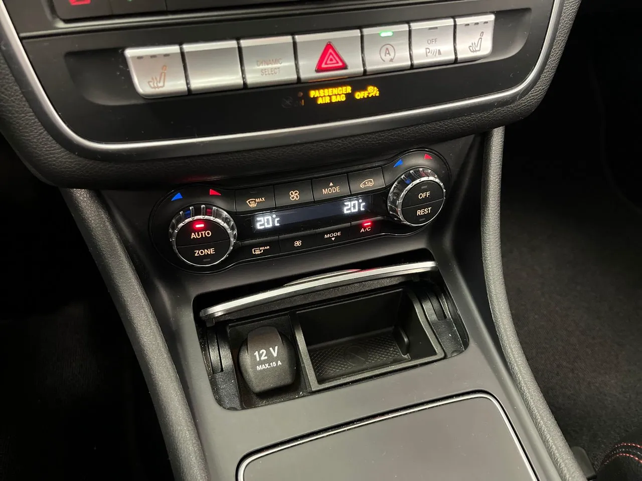 Mercedes CLA180 bild 12