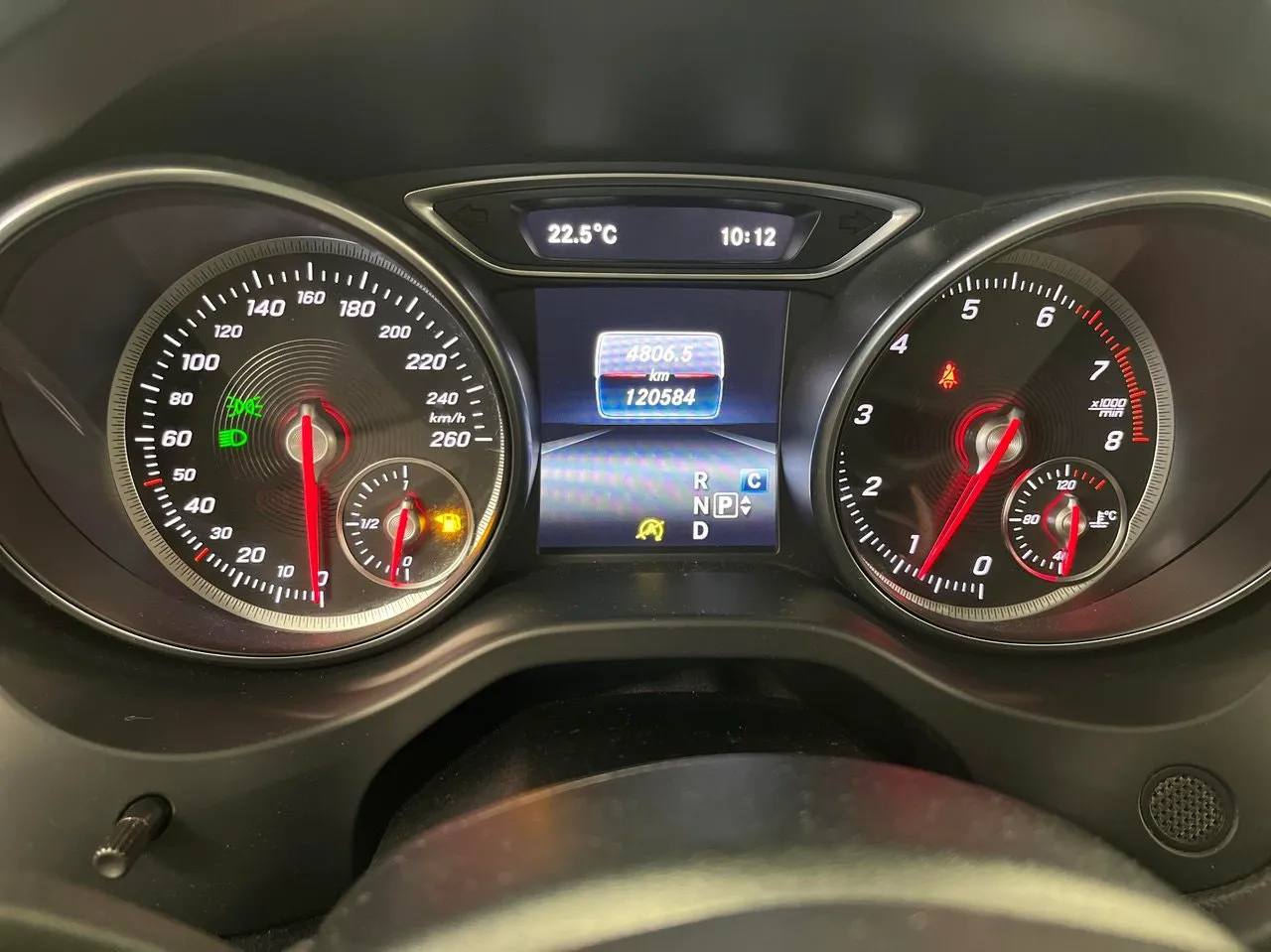 Mercedes CLA180 bild 11