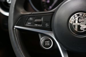 Alfa Romeo Stelvio bild 16
