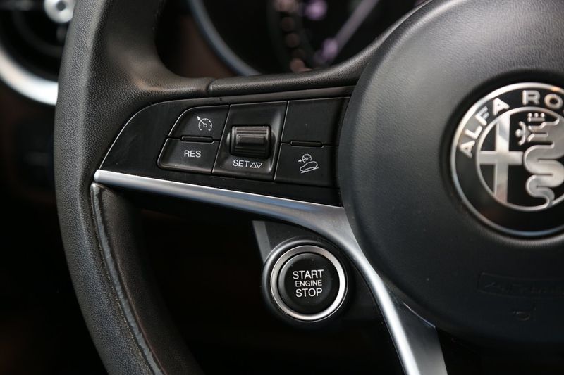 Alfa Romeo Stelvio bild 16