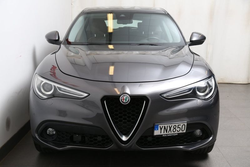 Alfa Romeo Stelvio bild 5