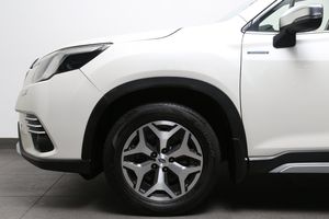 Subaru Forester bild 8