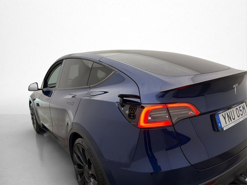 Tesla Model Y bild 13