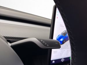 Tesla Model Y bild 20