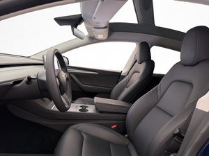 Tesla Model Y bild 15