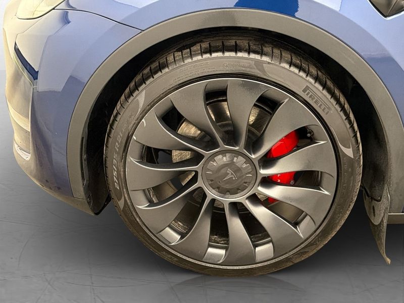 Tesla Model Y bild 32
