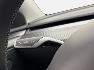 Tesla Model Y bild 19