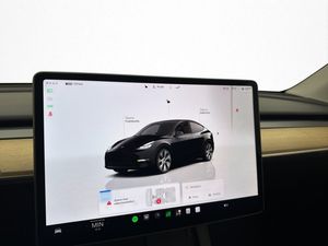 Tesla Model Y bild 28