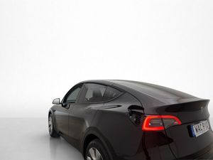 Tesla Model Y bild 13