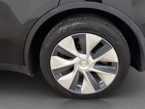 Tesla Model Y bild 34