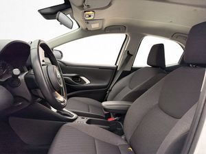 Toyota Yaris bild 11