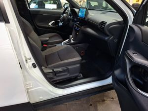 Toyota Yaris Cross bild 6