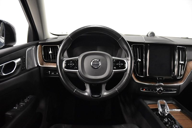 Volvo XC60 bild 2