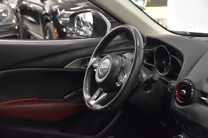 Mazda CX-3 bild 9
