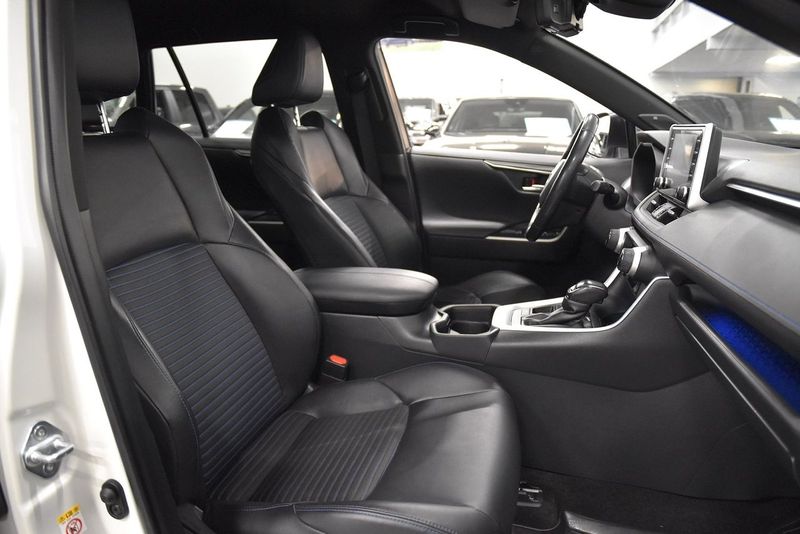 Toyota RAV4 bild 12