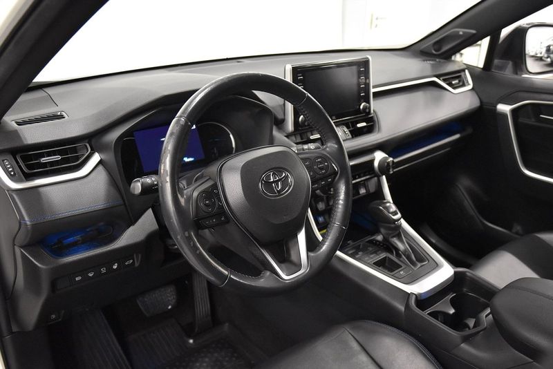 Toyota RAV4 bild 9
