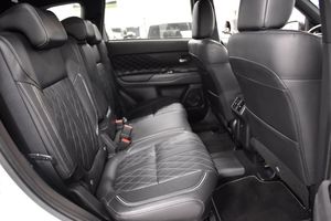Mitsubishi Outlander bild 14