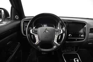Mitsubishi Outlander bild 2